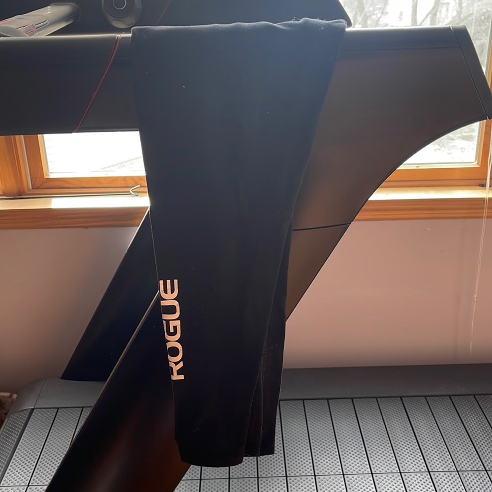 Black exercise leggings by Rogue.